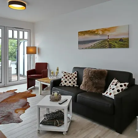 Linden-palais 16 هيليغندام